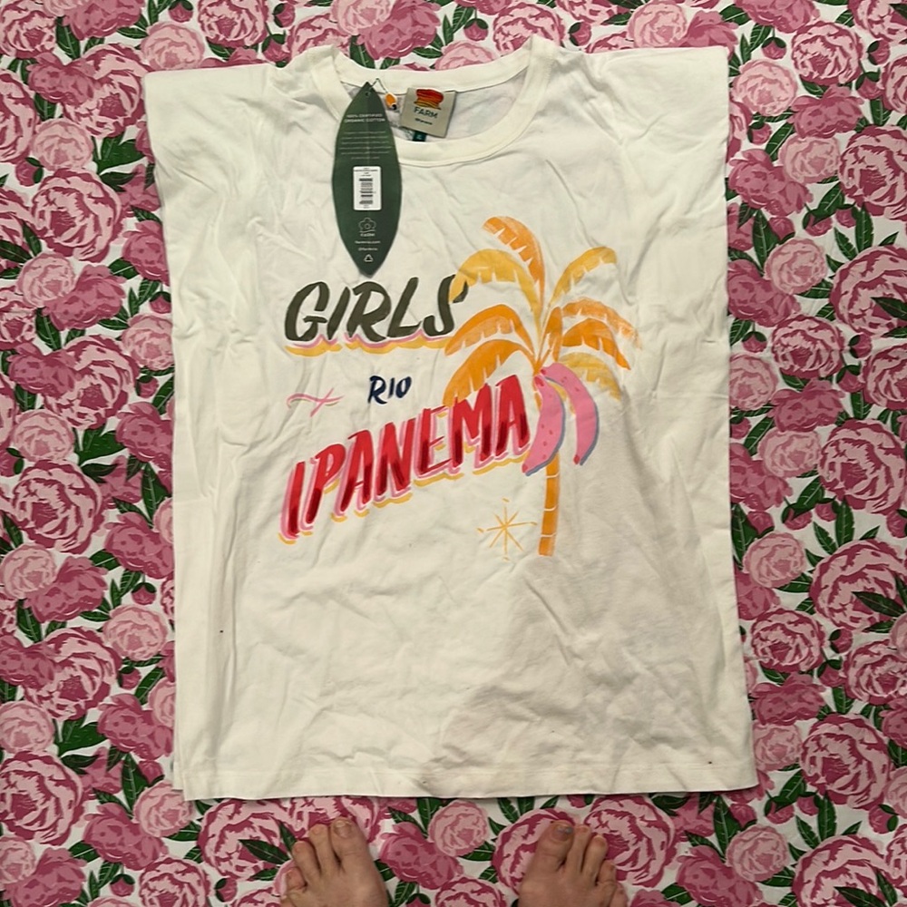 Fruit of the Loom Girls' White Graphic Tee